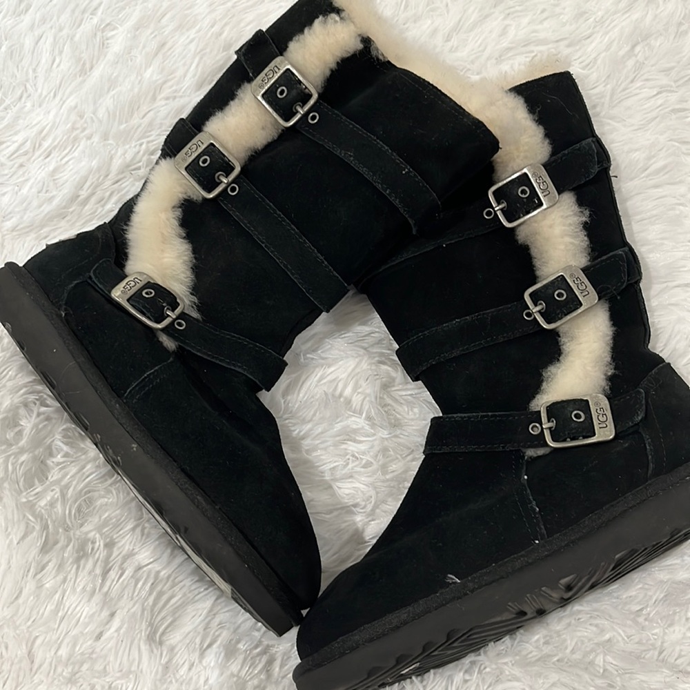 Ugg Maddi Girl